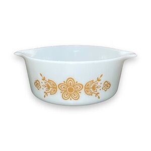 Pyrex Vintage Butterfly Gold Casserole Dish 1.5 pint
White Gold Floral